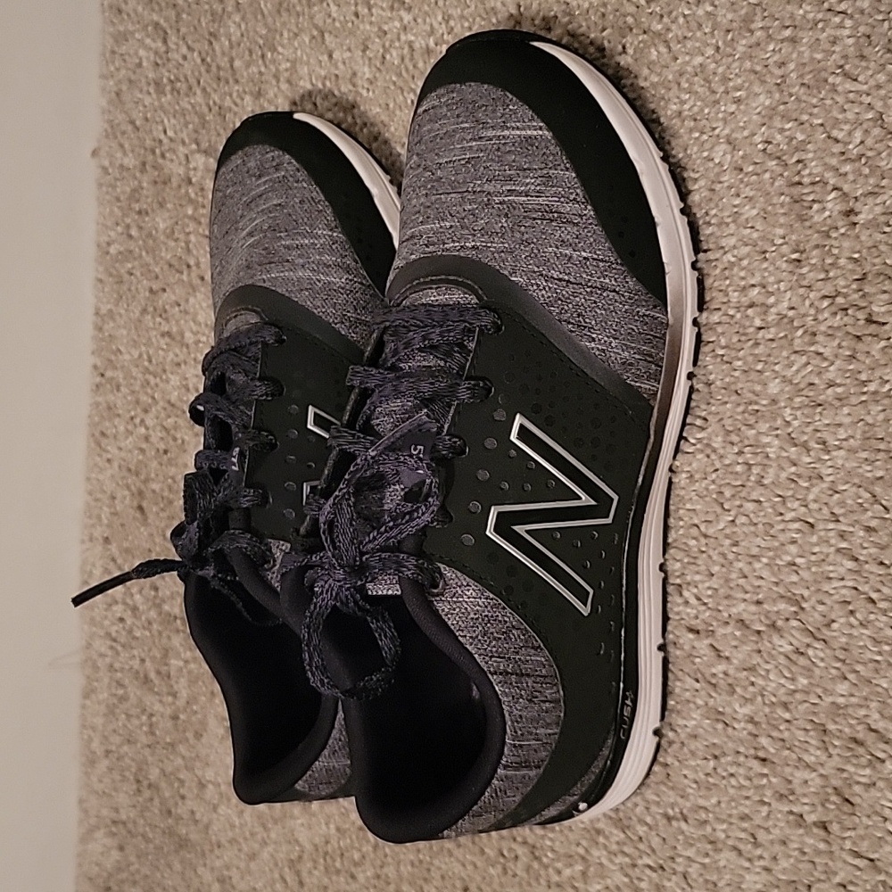 New Balance 577 womens shoes size 6